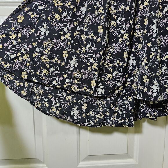 Umgee USA Women’s Black Dark Floral High Low Babydoll Velvet Trim Size Medium - Picture 7 of 11